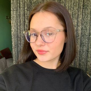 поліна profile picture