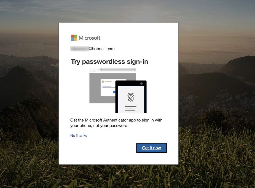 Microsoft предоставляет возможность входа в аккаунт без пароля, используя мобильное приложение Microsoft Authenticator.